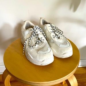 Public desire chunky sneakers in white. Size 7